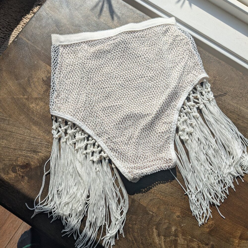 Eastnwest Label fringe bottom